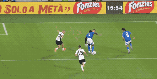 5-0！加图索完美首秀 意大利攻势足球美如画 40射迎世预赛连胜